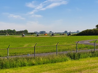 Straaljagers in het zonnetje