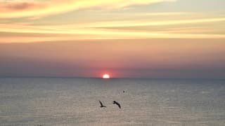 Woensdag 28 juli 2021, 06:36 uur. Zonsopgang in Saint-Cyprien. Prachtig begin van een zonnige dag! 