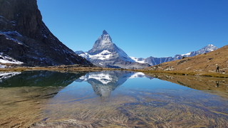 Matterhorn Zwitserland, geen wolkje aan de lucht!