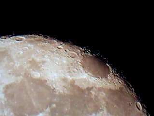Maan-detail