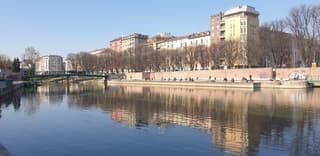 blauwe lucht in Milaan