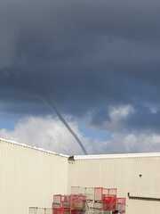 Windhoos bij Biervliet in Zeeland