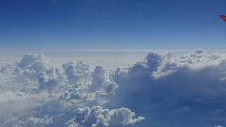 Wolkenlucht boven zuid-Frankrijk vanmiddag 