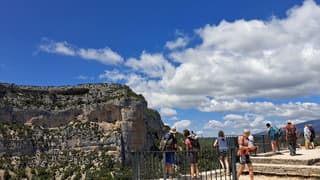 Zon, wolken, wind en mooi uitzicht 