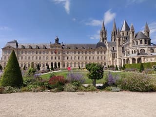 Abbaye de Hommes