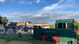 De haven met mijnwerkers verleden in Toul.