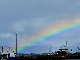 Schotland, Mallaig, regenboog zo breed 