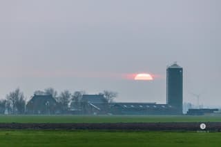 grijze zonsondergang