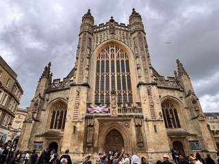 Bath bewolkt en zon 