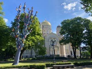 Lucht wordt steeds blauwe in Riga