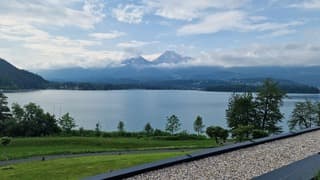 Faaker See na regen nu opgedroogd