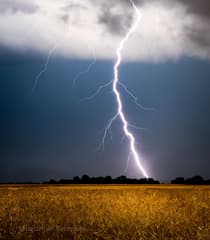 Blikseminslag dichtbij 