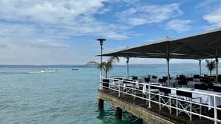 Gardameer: binnenkomende wolken bij Sirmione