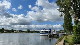 Wolkenstraten over de Moezel.