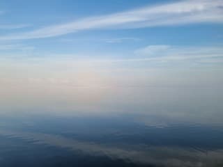 Ochtend mist over het water