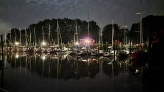 Avondsfeer bij de haven van Jemgum