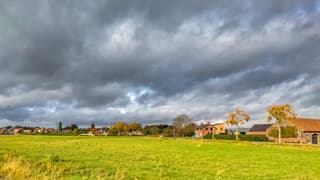 Het was een komen en gaan van opklaringen en regenbuien