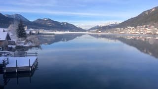 Weissensee vandaag erg rustig kleine meer bevroren grote meer nog niet
