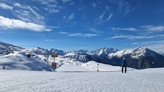 Zonnige dag in de Franse Alpen