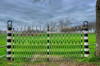 zuid-limburg zwaar bewolkt vanmiddag met sporadisch even de zon.