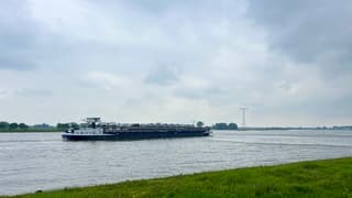 Er komt een buienlucht aan 