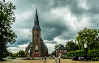Drijgende lucht bij Deurningen