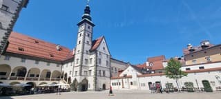 Strakblauwelucht 
