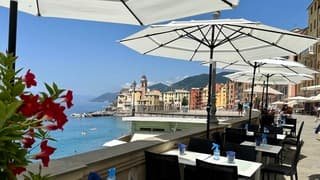 Camogli, Italië. Zon zon zon