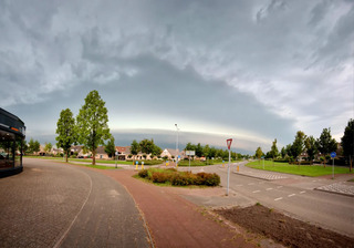 Bow echo boven Zevenbergen