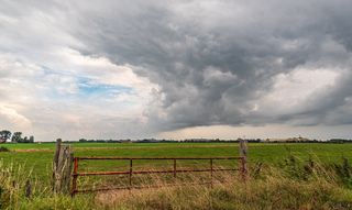 Even blauwe lucht én een buitje