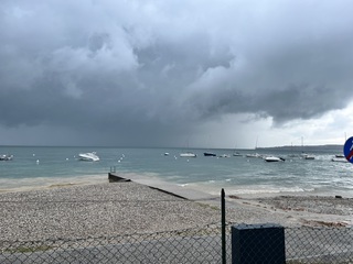 Zware regen in aantocht. 