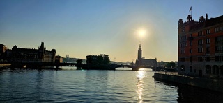 De zon gaat onder in Stockholm 