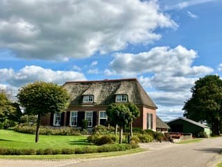 Heldere zonnige septemberdag, mooi weer voor fietstochtje