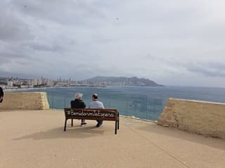 Bewolkt met een flets zonnetje aan de Costa Blanca 