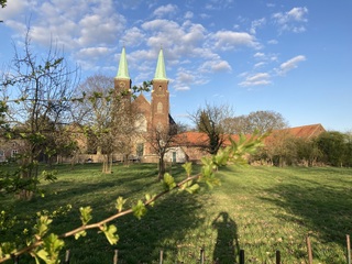 Effen lente wandeling gemaakt op deze mooie maandag middag avond bij kerk in Amstenrade 