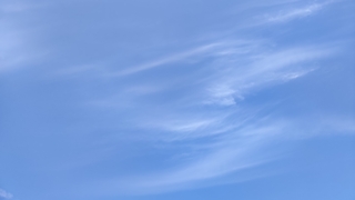 Mooie cirruswolken in de buurt van koufront