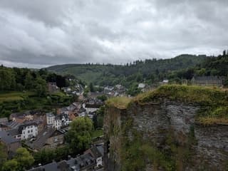 Veel wolken en miezer