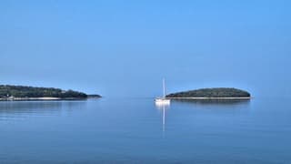 Ook in Kroatie blauwe lucht