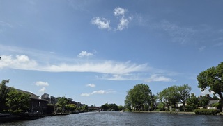 Lange Wolk en veel zon 
