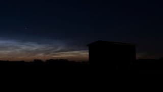 Lichtende nachtwolken