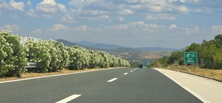 Wat wolkjes boven Split 