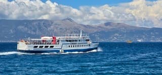 Wat meer wolken vandaag boven Corfu 