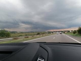 arcus wolk gezien tijdens onweersbui boven Metz