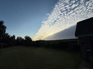 Bijzonder wolkendek in Zeegse