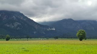 Half uur laten vanochtend direct meer bewolking in Zuid Beieren bovene slot Neuschwanstein