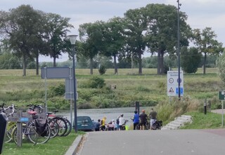 Wachten bij de veerpont.