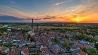 Zonsondergang boven Doesburg