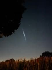 Bewegend licht in de lucht….