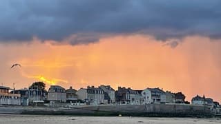 Zonsondergang Sword beach Normandie 