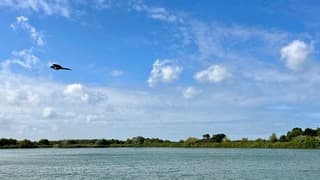 Bewolking boven de vogelplas in natuurgebied Solleveld 